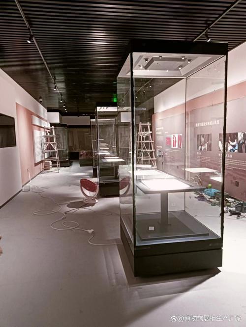 博物馆展示柜灯光安装位置选择与展柜设计安装指南